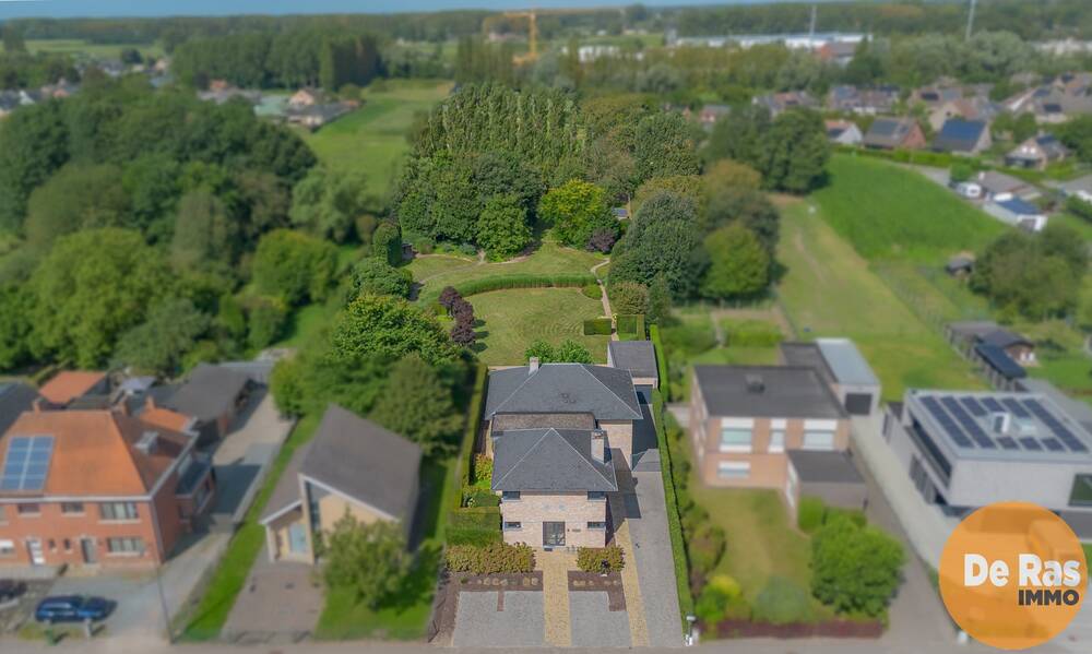 Huis te  koop in Gijzegem 9308 830000.00€ 6 slaapkamers 382.00m² - Zoekertje 444663