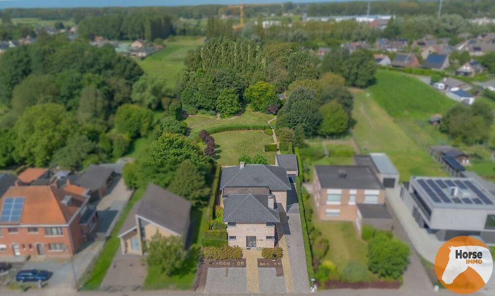 Huis te  koop in Gijzegem 9308 830000.00€ 6 slaapkamers 382.00m² - Zoekertje 445574