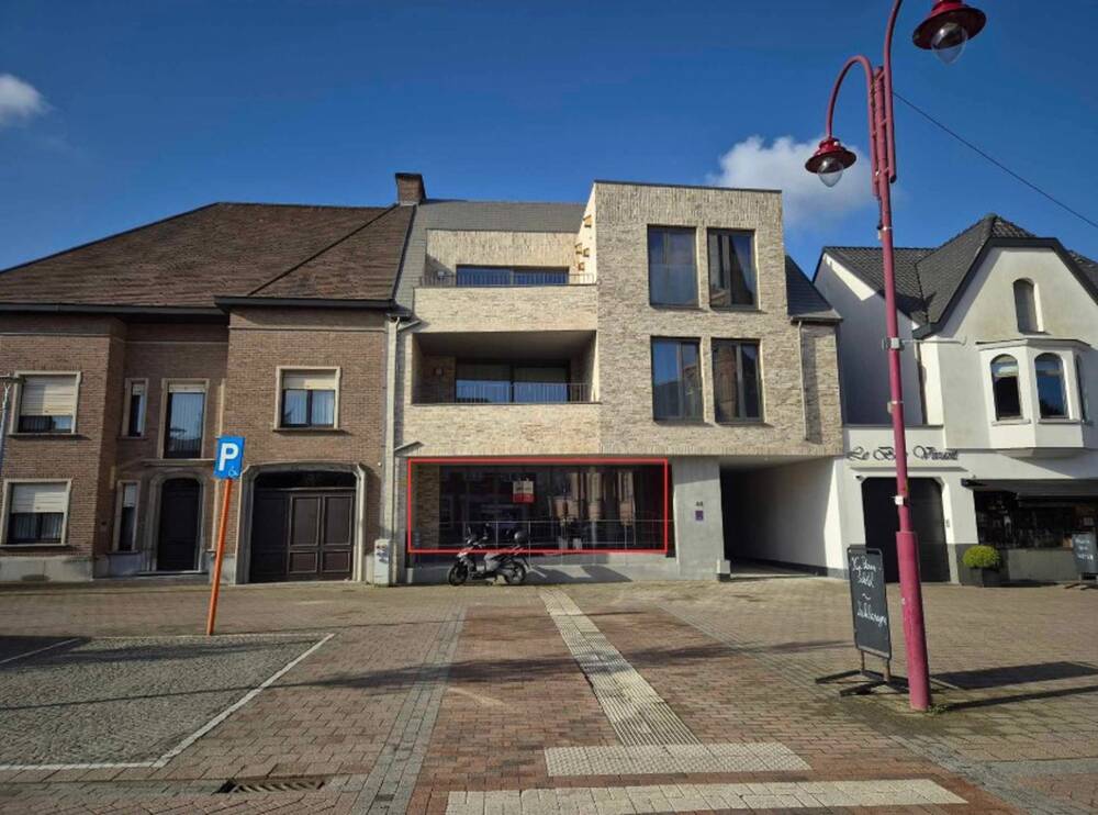 Handelszaak te  huur in Serskamp 9260 1500.00€  slaapkamers 175.00m² - Zoekertje 445556