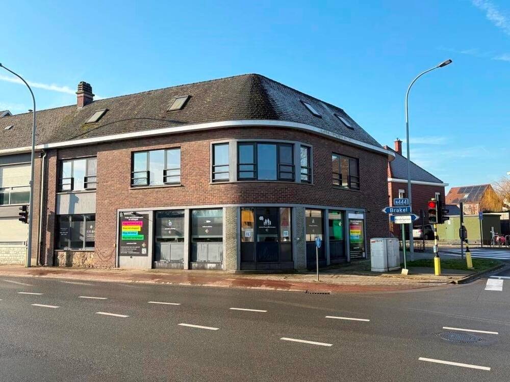 Huis te koop in Merelbeke 9820 639000.00€ slaapkamers 380.00m² - Zoekertje 445237