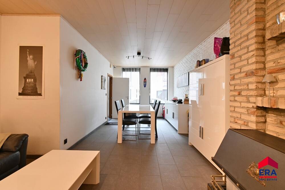 Appartement te koop in Eeklo 9900 219000.00€ 1 slaapkamers 90.00m² - Zoekertje 445015