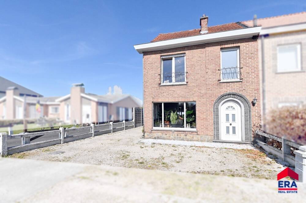 Huis te koop in Lovendegem 9920 389000.00€ 2 slaapkamers 170.00m² - Zoekertje 446573