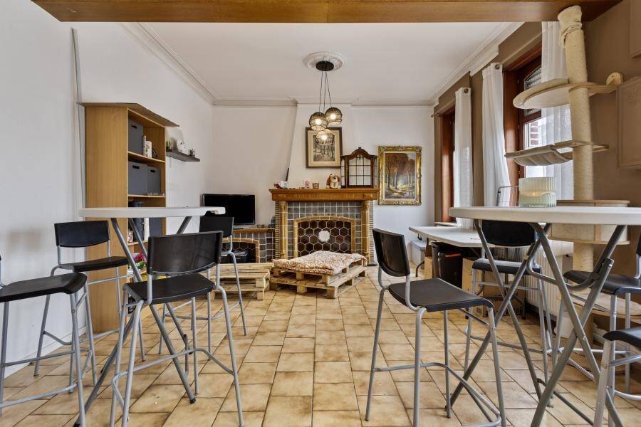 Huis te koop in Voorde 9400 339000.00€ 5 slaapkamers 223.00m² - Zoekertje 445907
