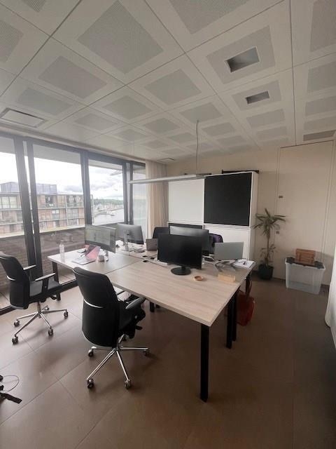 Handelszaak te  huur in Temse 9140 965.00€  slaapkamers m² - Zoekertje 446453