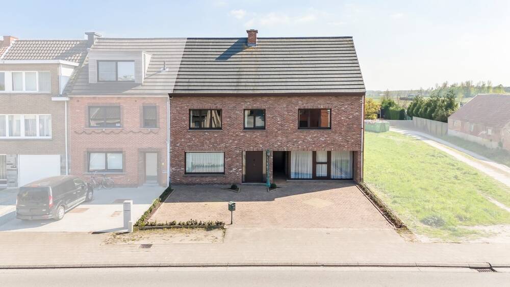 Huis te  koop in Hamme 9220 498000.00€ 4 slaapkamers 303.00m² - Zoekertje 446360