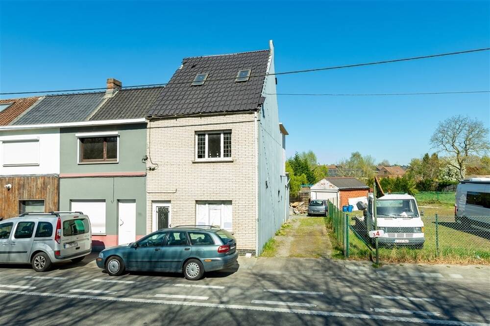 Huis te  koop in Heusden 9070 263000.00€ 3 slaapkamers 125.00m² - Zoekertje 446676