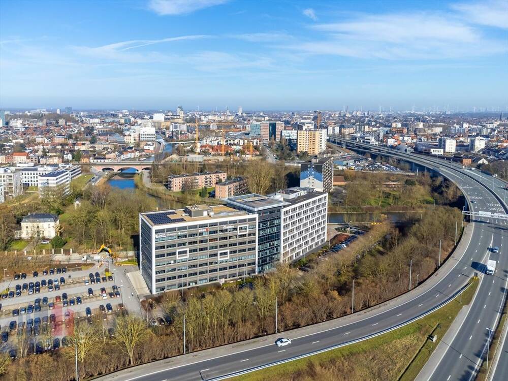 Handelszaak te huur in Gent 9000 2813.00€ slaapkamers 250.00m² - Zoekertje 448239