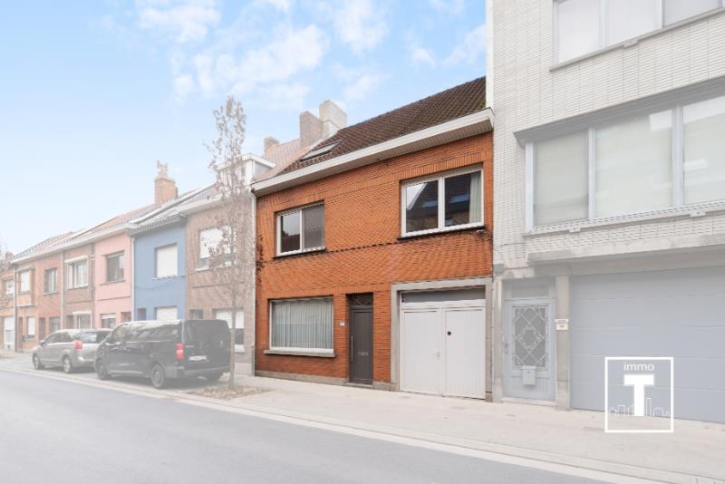 Huis te koop in Melle 9090 398000.00€ 4 slaapkamers 207.00m² - Zoekertje 447478