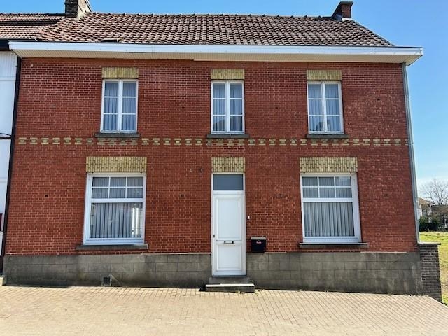 Huis te  koop in Scheldewindeke 9860 342500.00€ 4 slaapkamers m² - Zoekertje 447378
