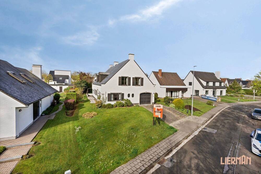 Huis te  koop in Erembodegem 9320 545000.00€ 5 slaapkamers 260.00m² - Zoekertje 451613