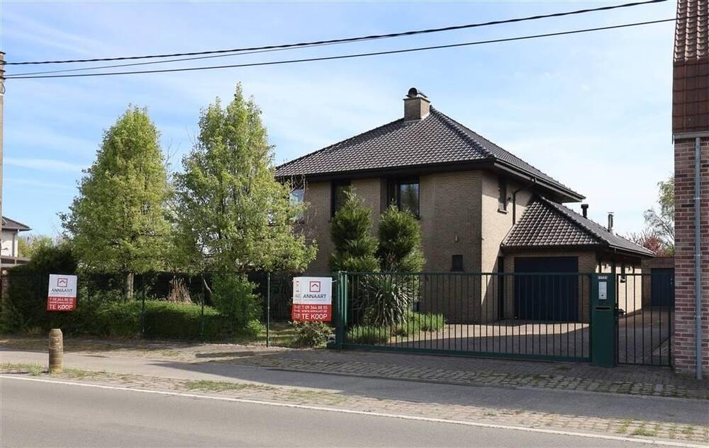 Huis te koop in Assenede 9960 659000.00€ 4 slaapkamers 182.00m² - Zoekertje 450041