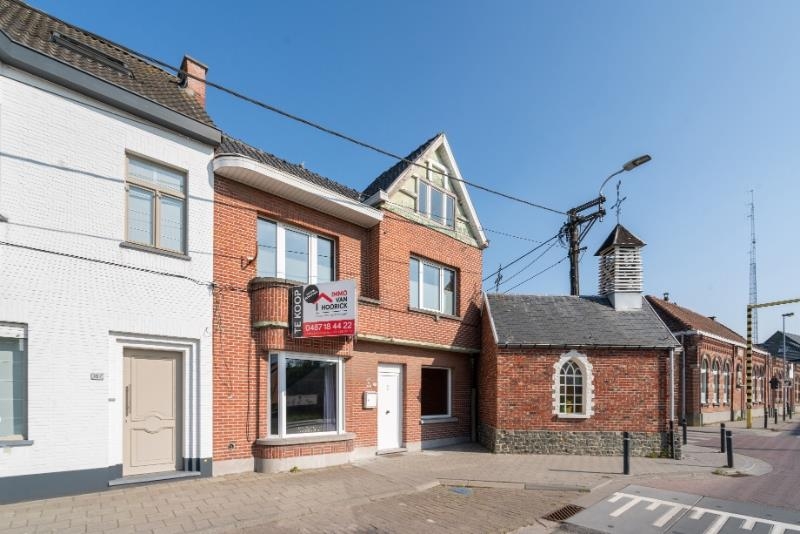 Huis te  koop in Zele 9240 199000.00€ 2 slaapkamers m² - Zoekertje 448512