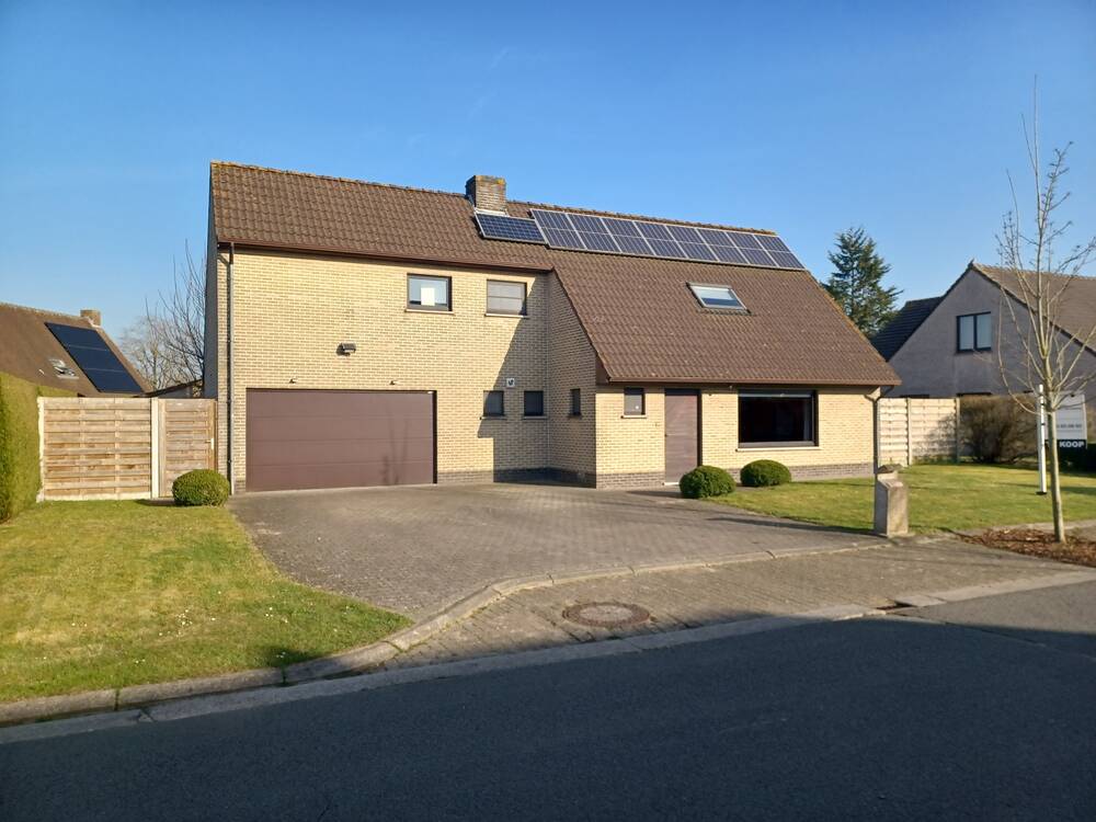 Villa te koop in Deinze 9800 550000.00€ 3 slaapkamers 177.00m² - Zoekertje 449010