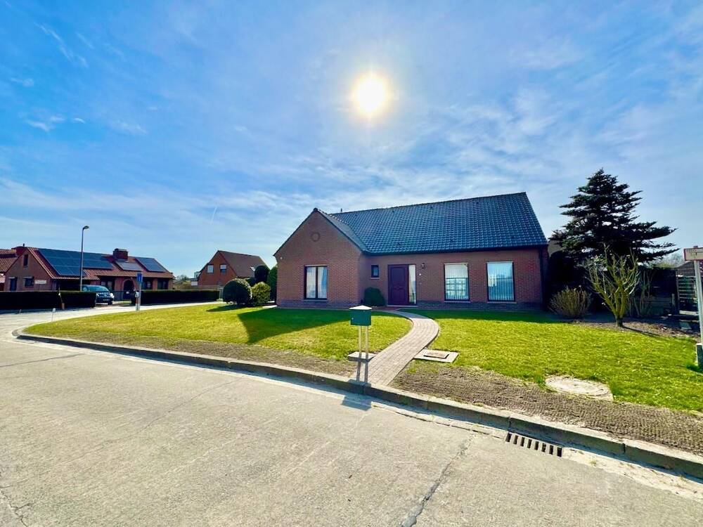 Huis te koop in Bassevelde 9968 410000.00€ 3 slaapkamers 193.00m² - Zoekertje 451253