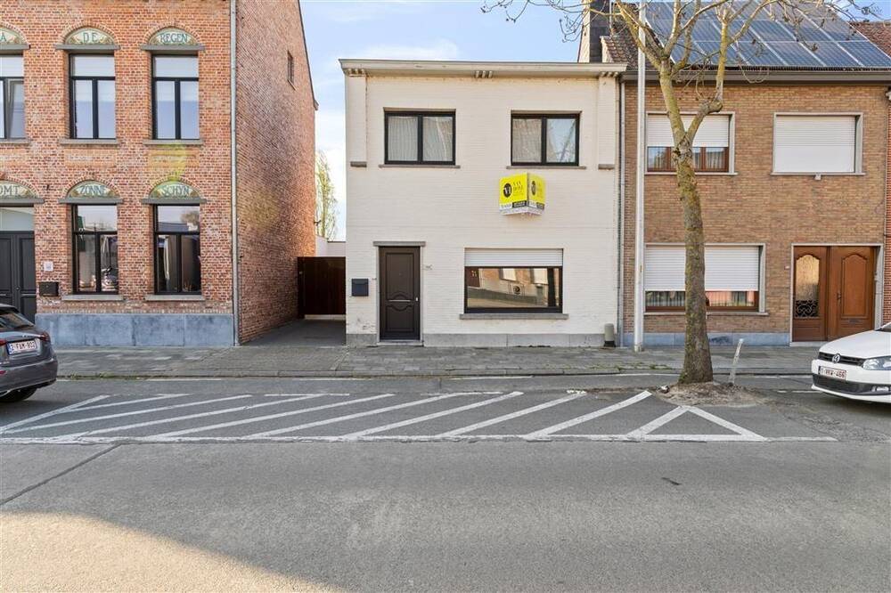 Huis te  koop in Zele 9240 289000.00€ 3 slaapkamers 156.00m² - Zoekertje 451792