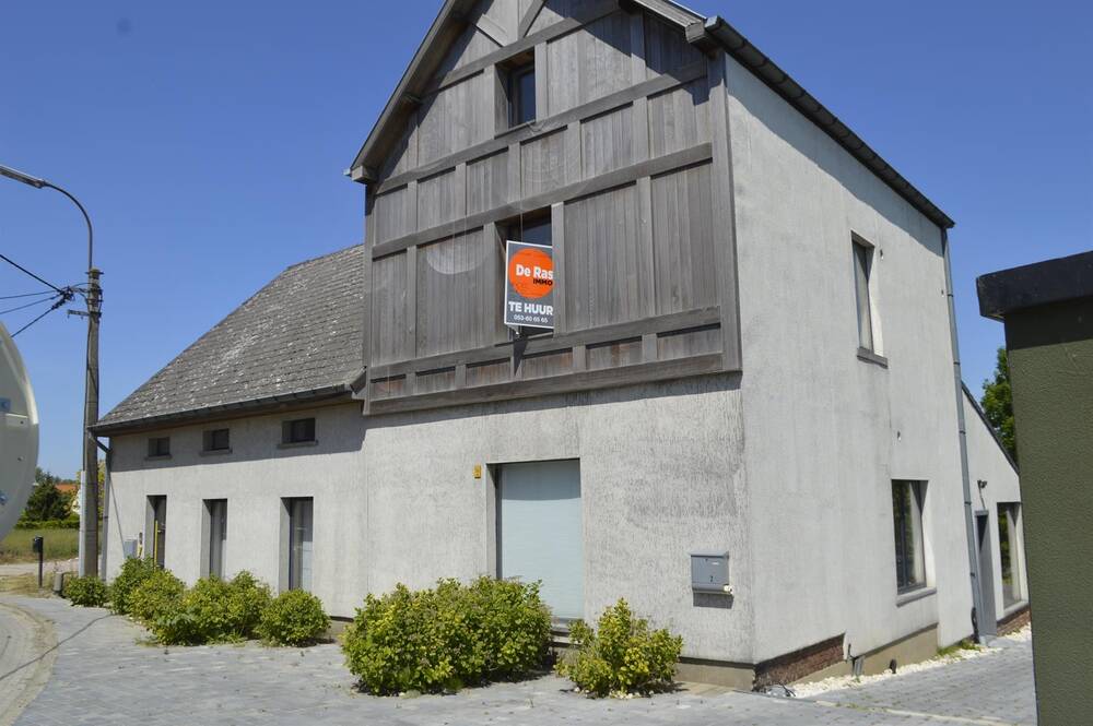 Appartement te  huur in Sint-Lievens-Houtem 9520 850.00€ 2 slaapkamers 163.00m² - Zoekertje 448865