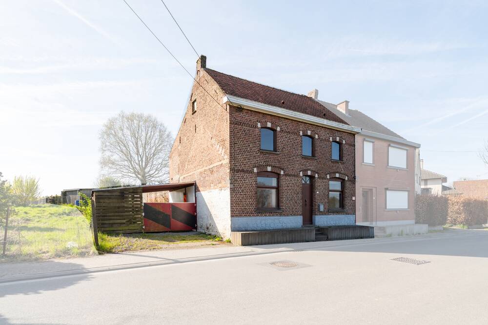 Huis te  koop in Impe 9340 275000.00€ 3 slaapkamers 149.00m² - Zoekertje 451674