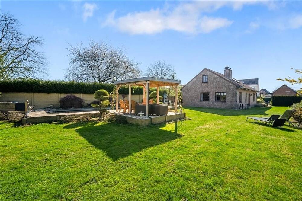Huis te koop in Destelbergen 9070 590000.00€ 4 slaapkamers 175.00m² - Zoekertje 450941