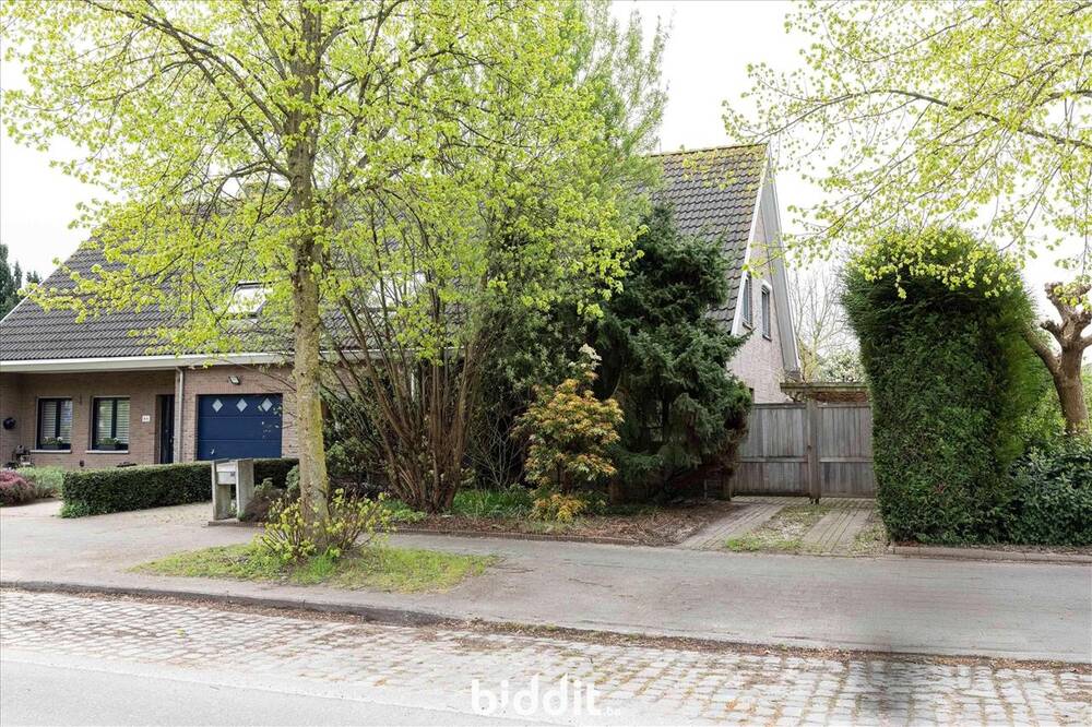 Huis te  koop in Gentbrugge 9050 365000.00€ 3 slaapkamers m² - Zoekertje 452464