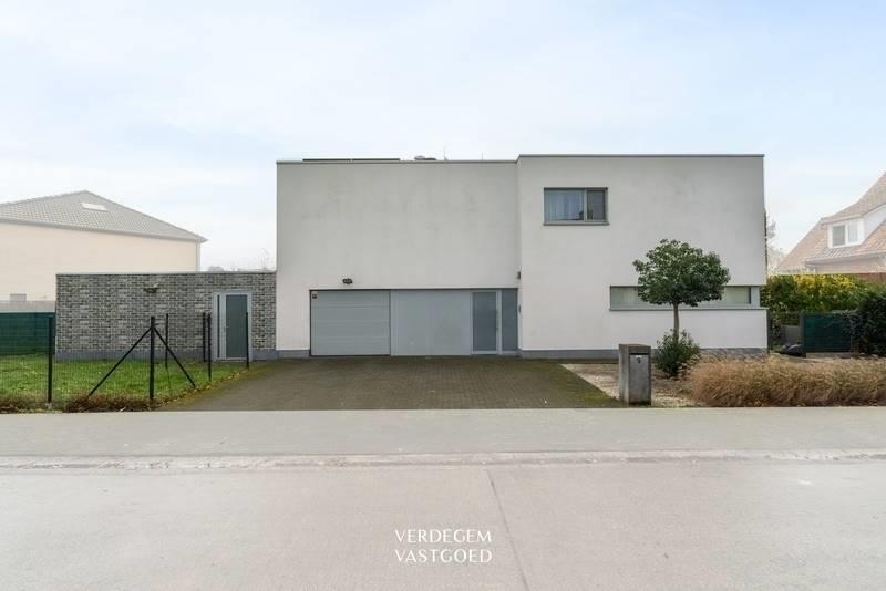 Huis te  koop in Evergem 9940 689000.00€ 4 slaapkamers 241.00m² - Zoekertje 452400