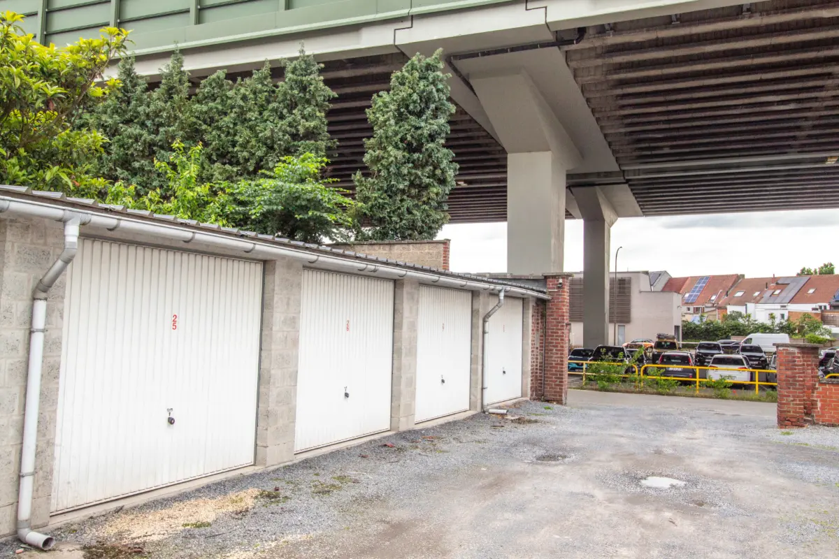 Parking & garage te  koop in Gentbrugge 9050 0.00€  slaapkamers m² - Zoekertje 452791