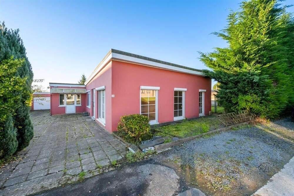 Huis te  koop in Denderwindeke 9400 225000.00€ 2 slaapkamers 154.00m² - Zoekertje 454573