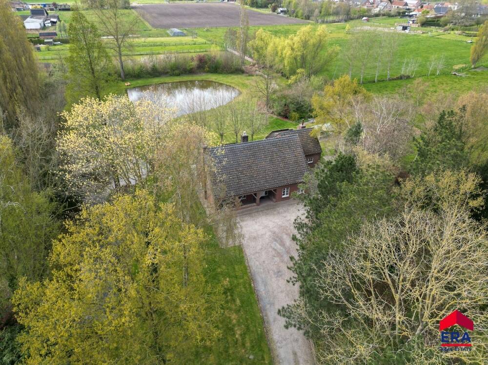 Huis te koop in Maldegem 9990 889000.00€ 5 slaapkamers 350.00m² - Zoekertje 454168