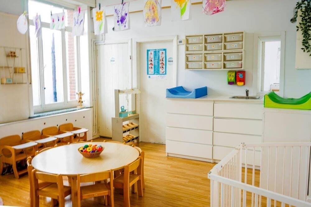 Handelszaak te  koop in Herzele 9550 299500.00€  slaapkamers m² - Zoekertje 454970