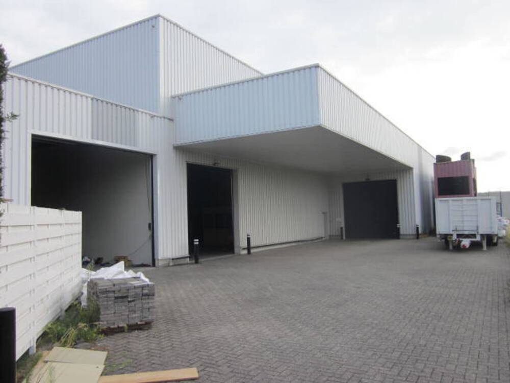 Handelszaak te huur in Sint-Niklaas 9100 0.00€ slaapkamers 540.00m² - Zoekertje 454356