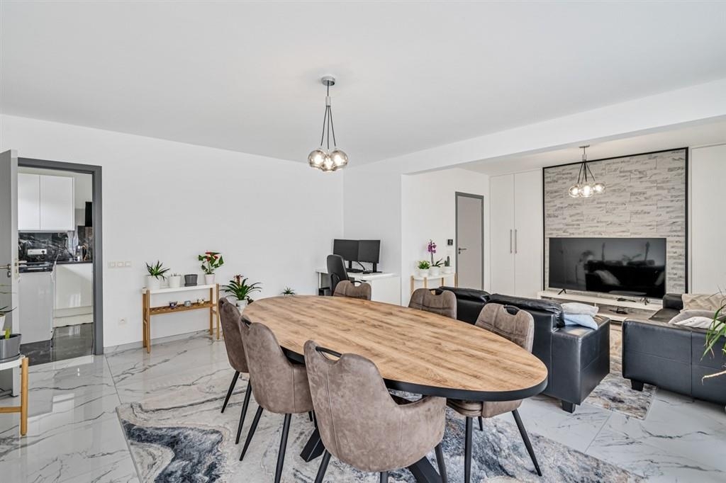 Appartement te koop in Erembodegem 9320 295000.00€ 2 slaapkamers 96.00m² - Zoekertje 454614