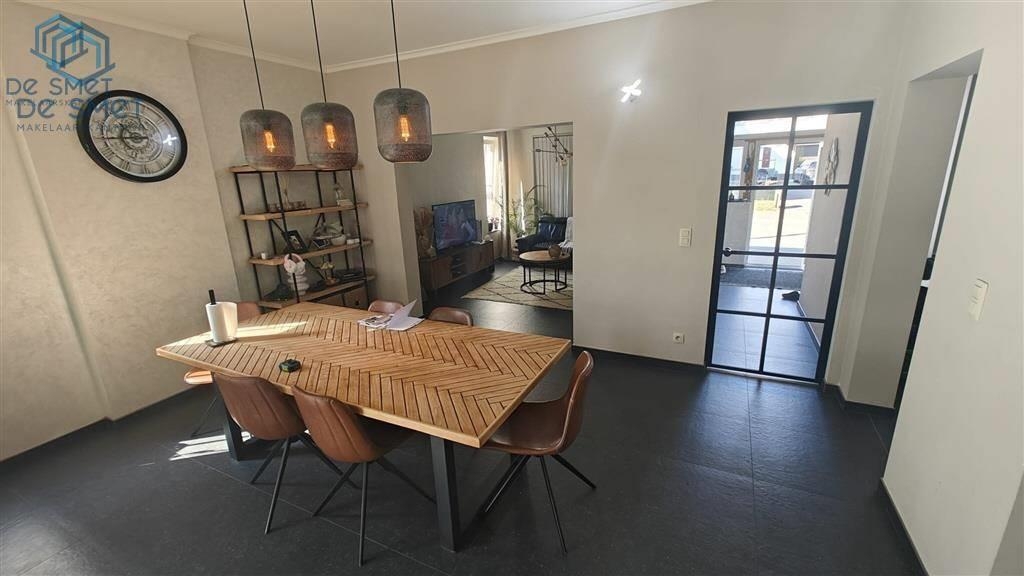 Huis te koop in Geraardsbergen 9500 375000.00€ 4 slaapkamers 256.00m² - Zoekertje 454915