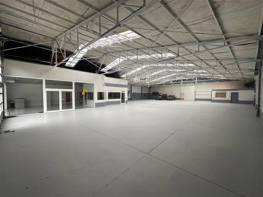Handelszaak te huur in Aalst 9300 4500.00€ slaapkamers 1100.00m² - Zoekertje 454619