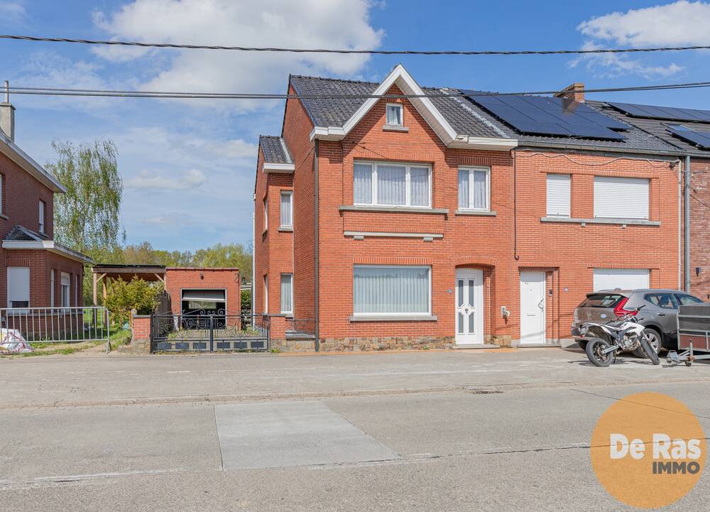 Huis te  koop in Wichelen 9260 219000.00€ 3 slaapkamers 131.00m² - Zoekertje 454831
