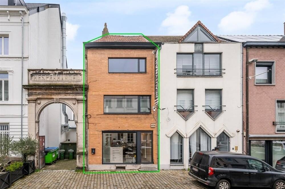 Handelszaak te koop in Aalst 9300 289000.00€ 2 slaapkamers 100.00m² - Zoekertje 454617