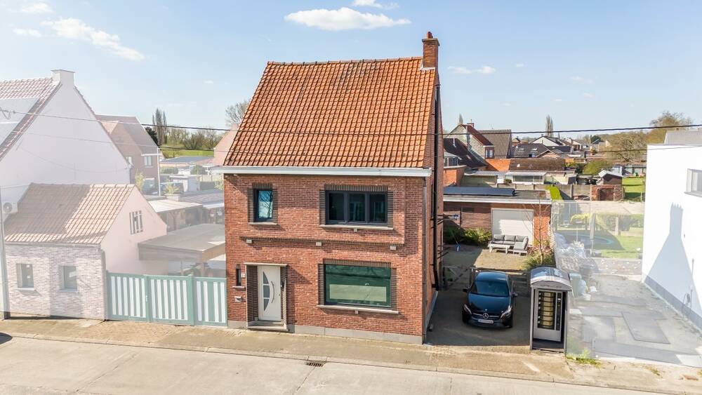 Huis te  koop in Hamme 9220 399000.00€ 2 slaapkamers 250.00m² - Zoekertje 455828