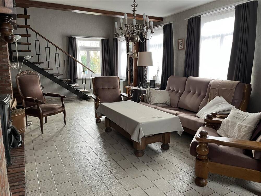 Huis te  koop in Waarschoot 9950 395000.00€ 3 slaapkamers m² - Zoekertje 456597