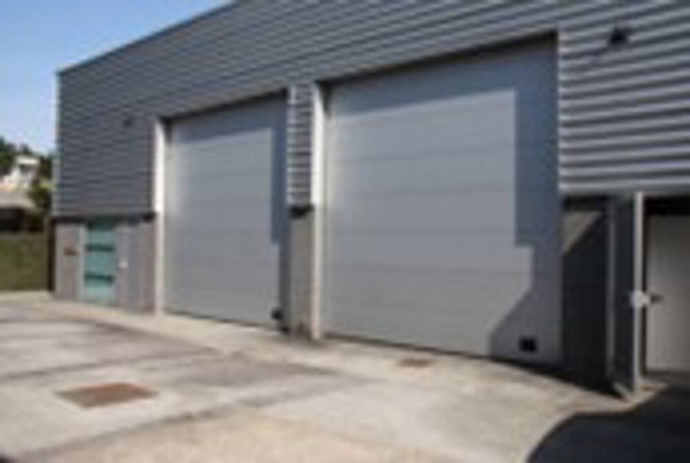 Handelszaak te  huur in Lokeren 9160 1370.00€  slaapkamers 242.00m² - Zoekertje 455961