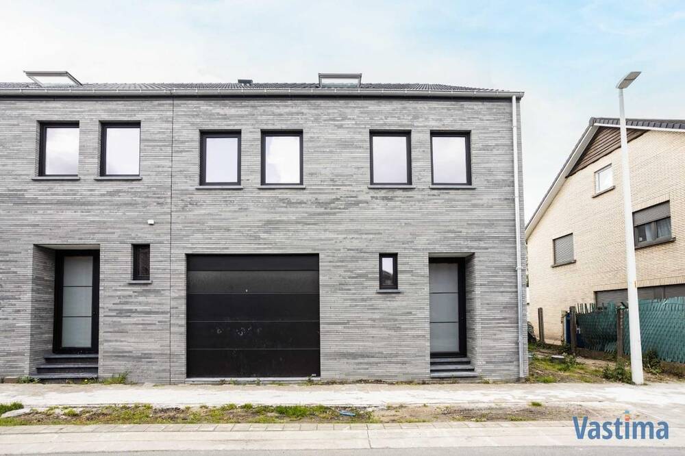 Huis te  koop in Denderleeuw 9470 445000.00€ 3 slaapkamers 250.00m² - Zoekertje 456780