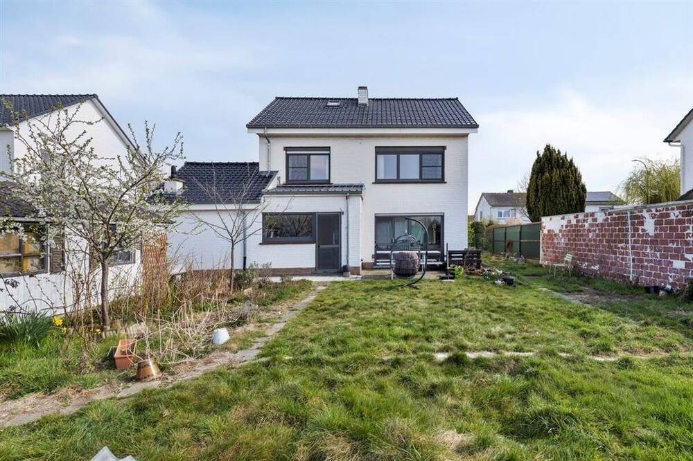 Huis te  koop in Bevere 9700 330000.00€ 3 slaapkamers 142.00m² - Zoekertje 456886