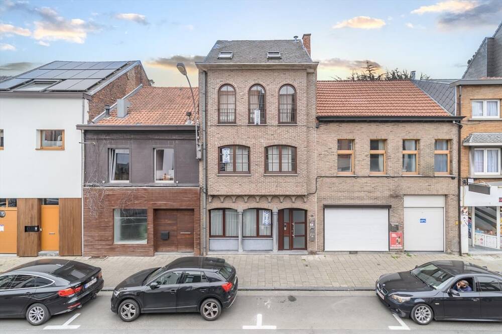 Huis te koop in Aalst 9300 685000.00€ 6 slaapkamers m² - Zoekertje 457994