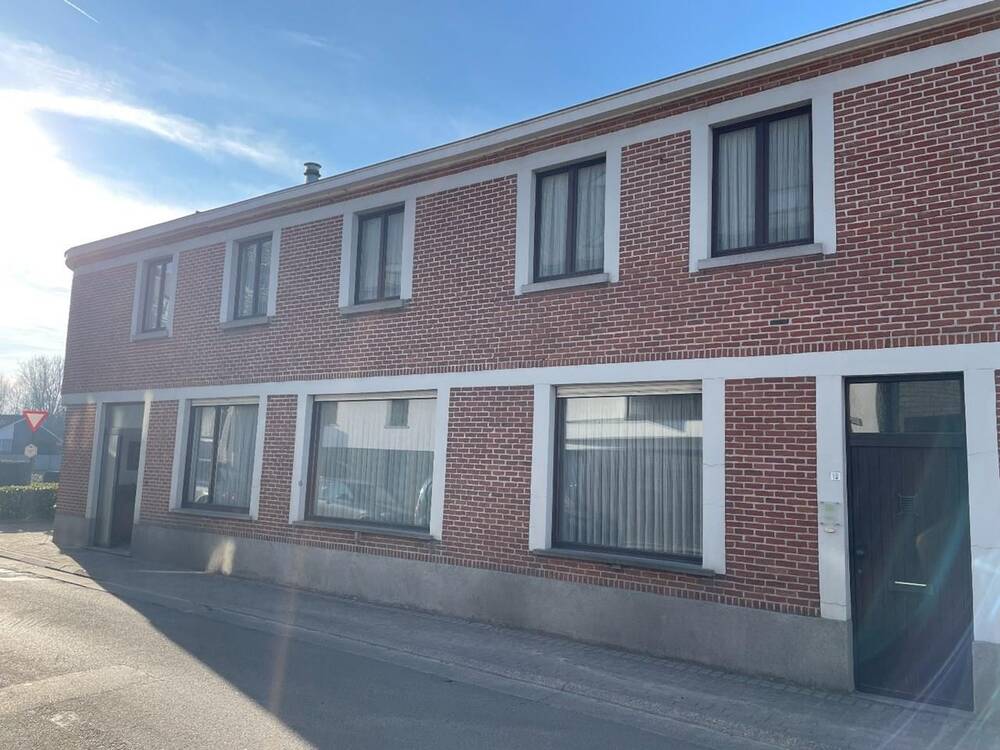 Huis te  huur in Evergem 9940 1600.00€ 6 slaapkamers 284.00m² - Zoekertje 458010