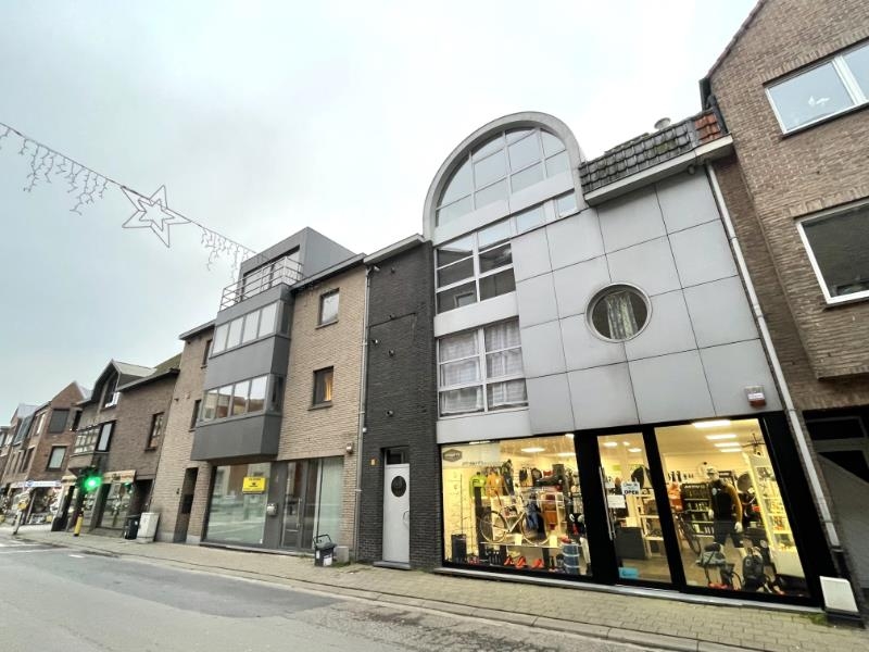 Handelszaak te  huur in Temse 9140 0.00€  slaapkamers 90.00m² - Zoekertje 457325