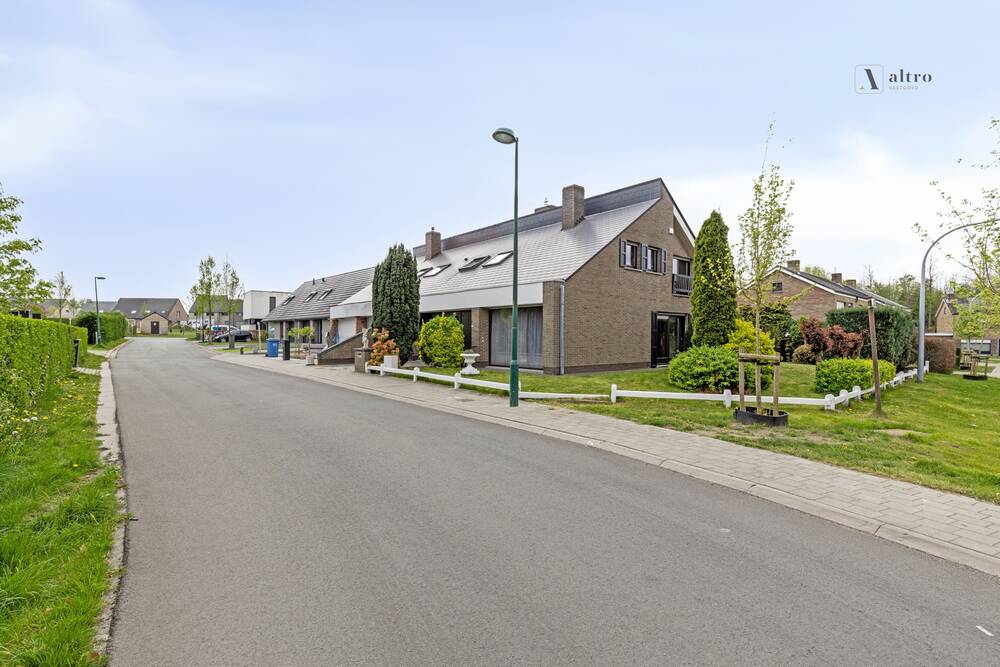 Huis te  koop in Aalter 9880 399000.00€ 3 slaapkamers 186.00m² - Zoekertje 457355