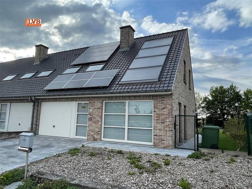 Huis te  huur in Berchem 9690 1100.00€ 3 slaapkamers 136.00m² - Zoekertje 457373