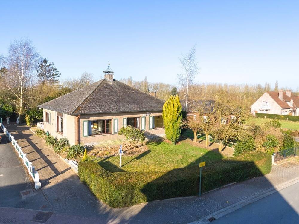 Huis te koop in Oosterzele 9860 350000.00€ 3 slaapkamers 344.00m² - Zoekertje 457563