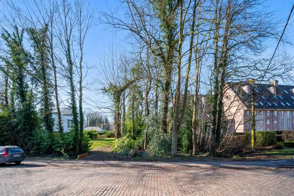 Grond te  koop in Melle 9090 298000.00€  slaapkamers m² - Zoekertje 458011