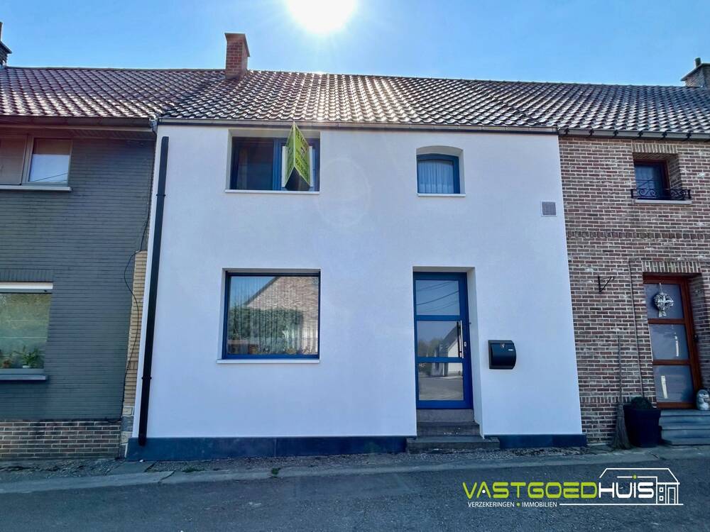 Huis te  koop in Meerbeke 9402 220000.00€ 3 slaapkamers 109.00m² - Zoekertje 457826