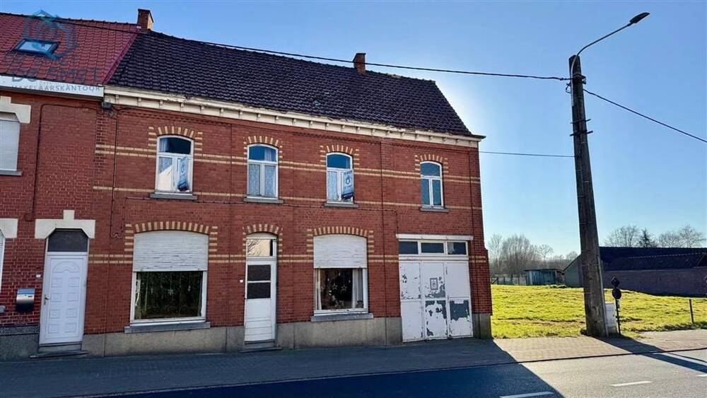 Mixgebouw te koop in Brakel 9660 220000.00€ 5 slaapkamers 220.00m² - Zoekertje 458643