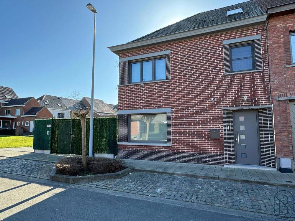 Huis te  koop in Kluisbergen 9690 370000.00€ 3 slaapkamers 185.00m² - Zoekertje 458927