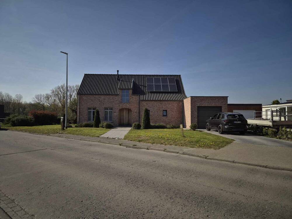 Huis te  huur in Lede 9340 1400.00€ 4 slaapkamers 200.00m² - Zoekertje 458883